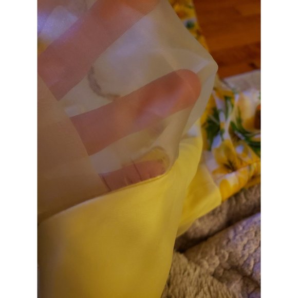 60s Yellow Floral Gown‎ - Picture 6 of 6